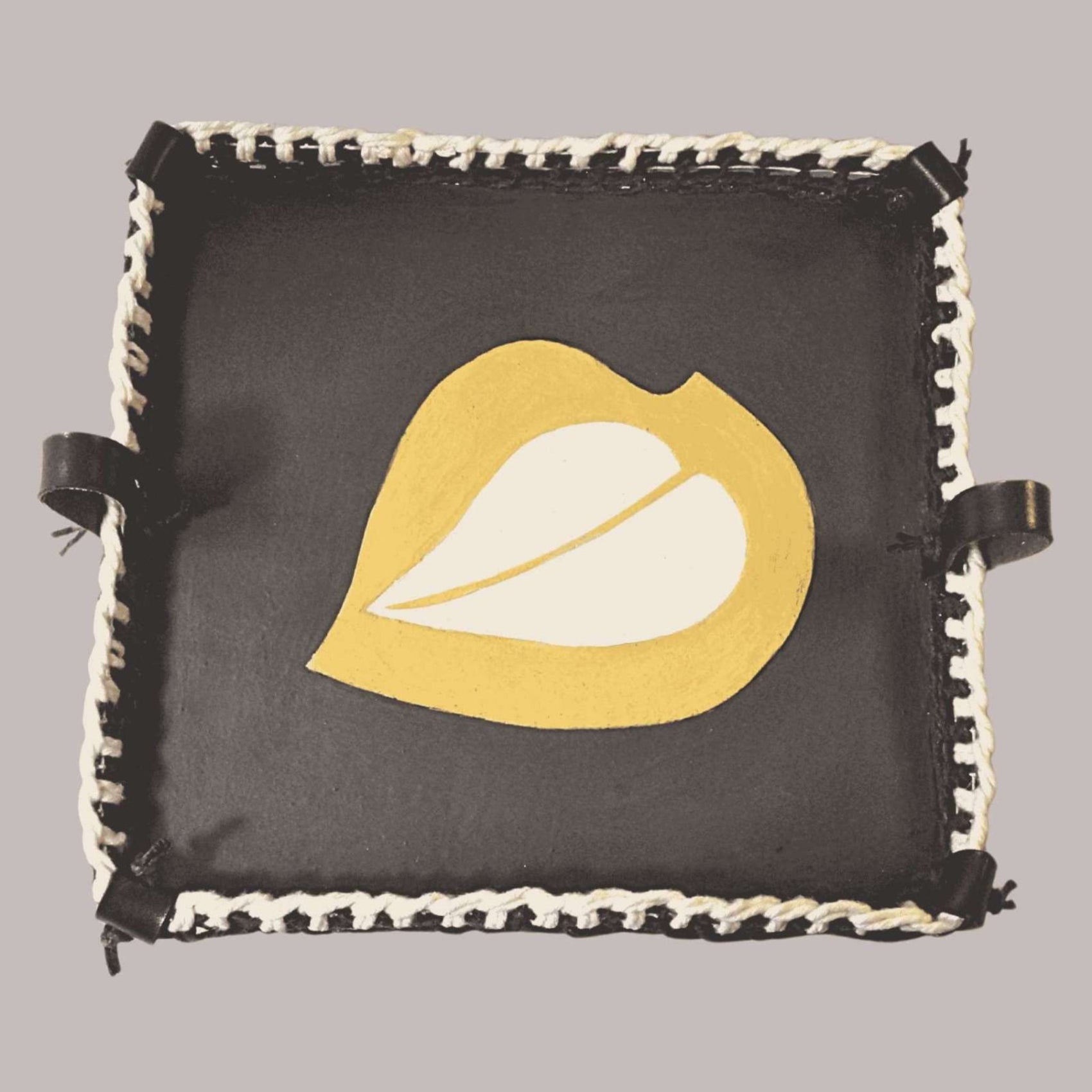 Bandeja Com Trançado Marrom