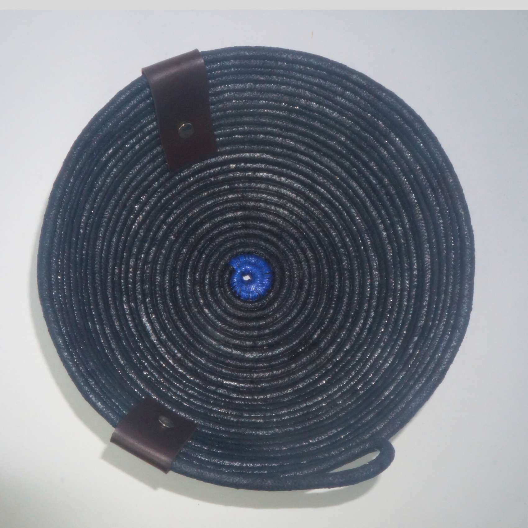 Cesta Decorativa Preta De Cordão Com Couro