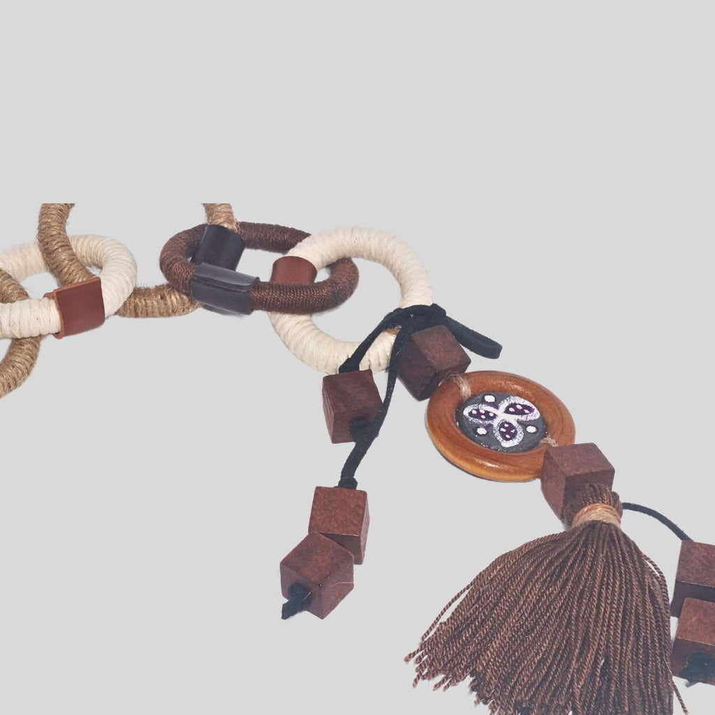 Colar De Mesa Rústico Floral