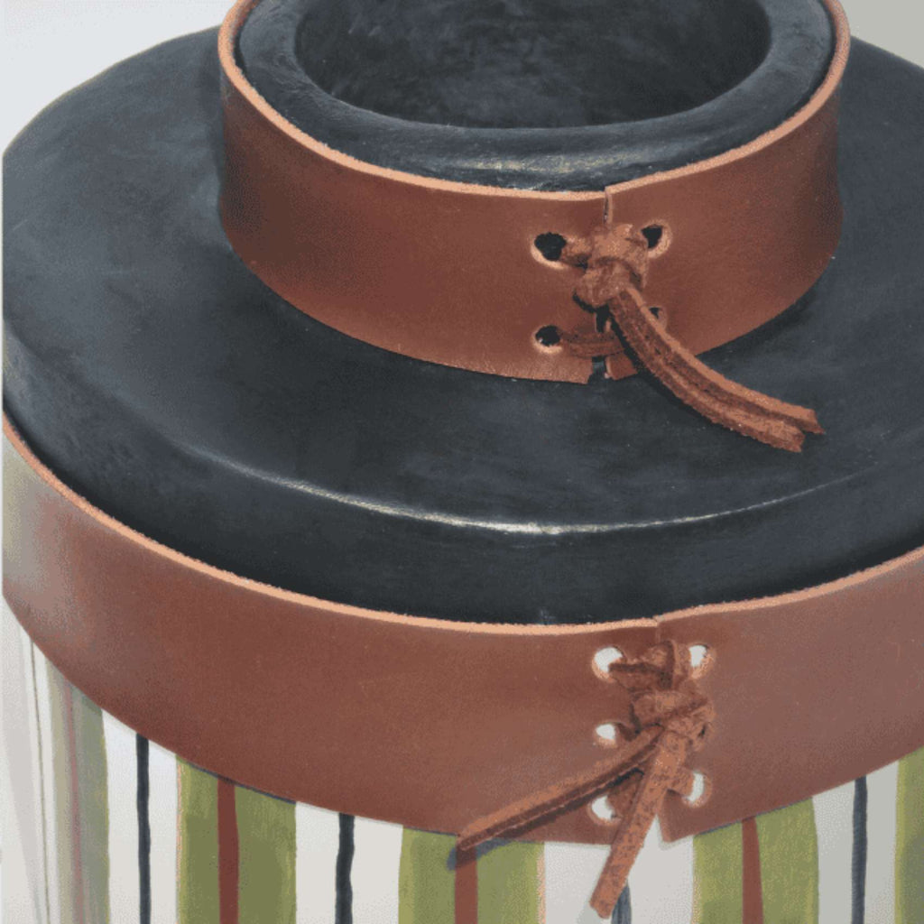 Vaso Grafite Estampado Com Couro